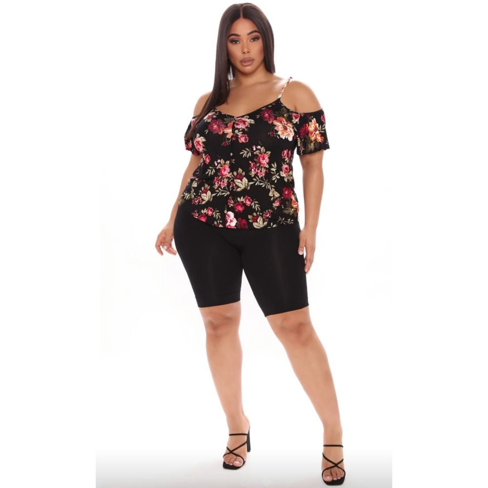 Fashion Nova So Fresh Cold Shoulder Top NWOT 1X - Picture 5 of 10